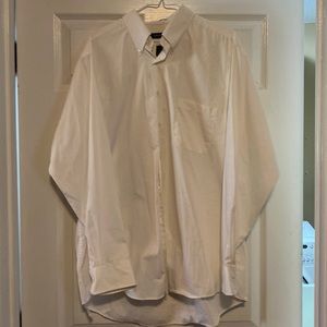 Izod white long sleeve dress shirt